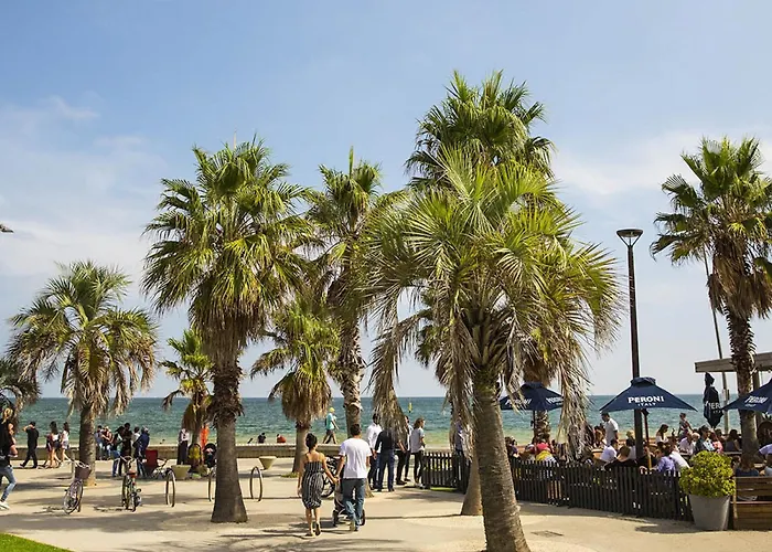 Bright Studio In Iconic St Kilda Beach